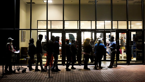 The Vicksburg Mall - Dillard's Clearance at Vicksburg Mall wants