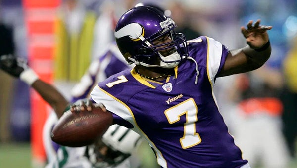 Former Vikings QB Tarvaris Jackson dies in Alabama car crash – Twin Cities