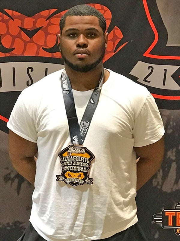 Former WC star Davenport finishes fifth at Collegiate Powerlifting