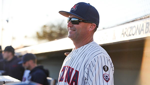 Former Arizona Wildcats baseball coach Jay Johnson wins College