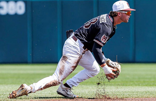 Baseball Falls to Mississippi State in Final Game of Series