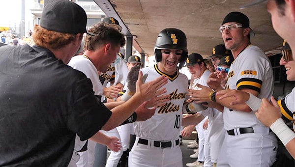College baseball roundup: Southern Miss clinches series; Ole Miss and Mississippi  State stumble on Saturday - The Vicksburg Post