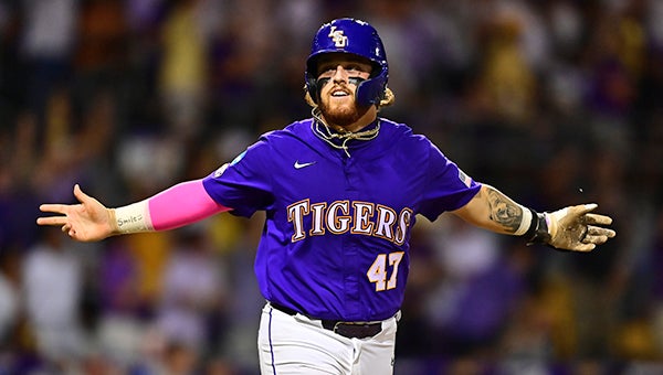 LSU Tigers baseball college world series game delayed to weather