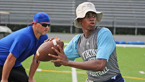 Warren Central High Vikings to challenge Madison Central Jaguars