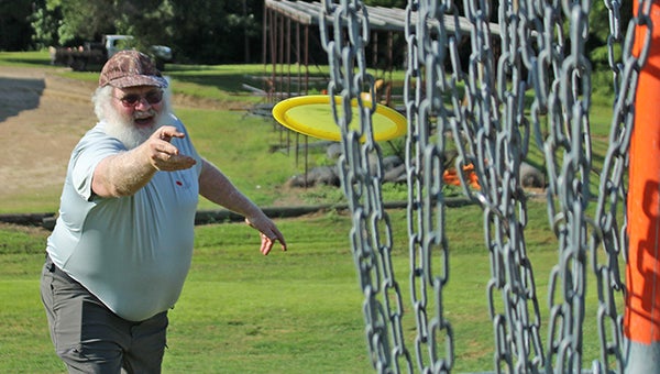 Vicksburg’s Raymond Elledge set to enter Mississippi Disc Golf Hall of Fame – The Vicksburg Post